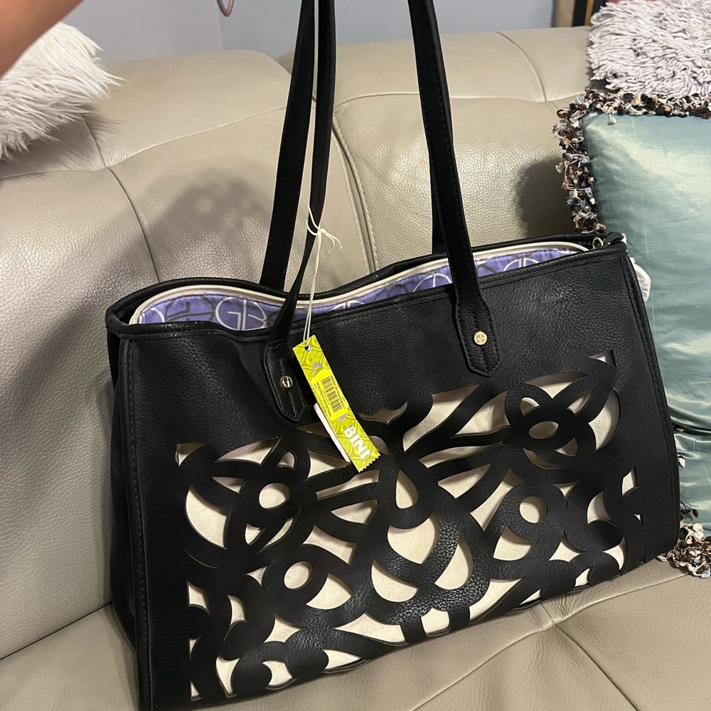 Tote bag
